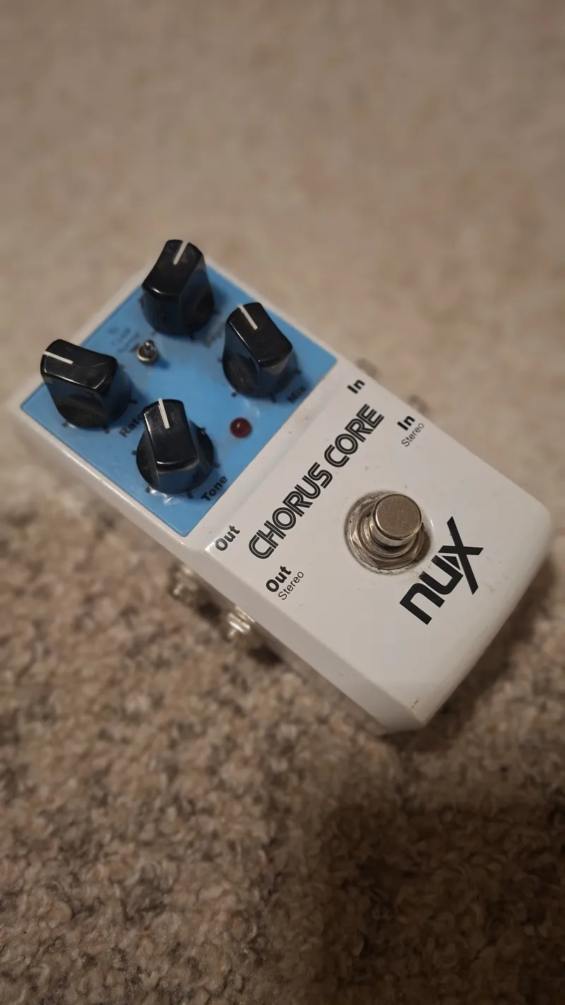 Nux Chorus core Pedal