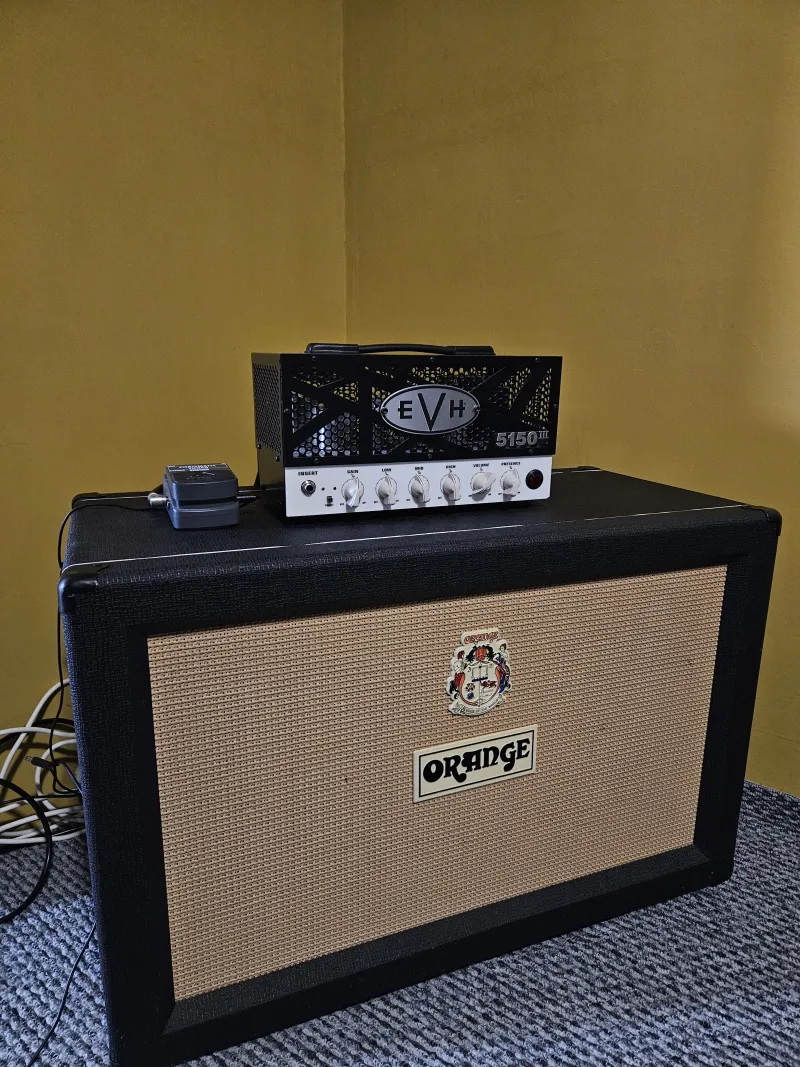 Orange PPC212 Guitar cabinet speaker