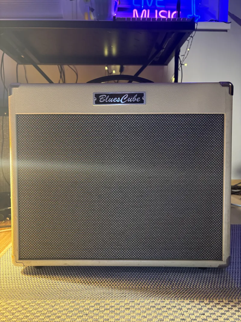 Roland Blues Cube Stage Kombinovaný zosilňovač pre gitaru