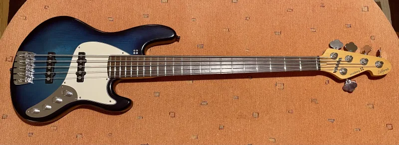 Sandberg California II TT5 5-Saiter Bass-Gitarre