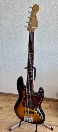 Fender Deluxe Active Jazz Bass 5 Basgitara 5 strún - Molnár Gábor [Yesterday, 9:26 pm]