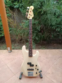 Squier SPJ 1985-ös