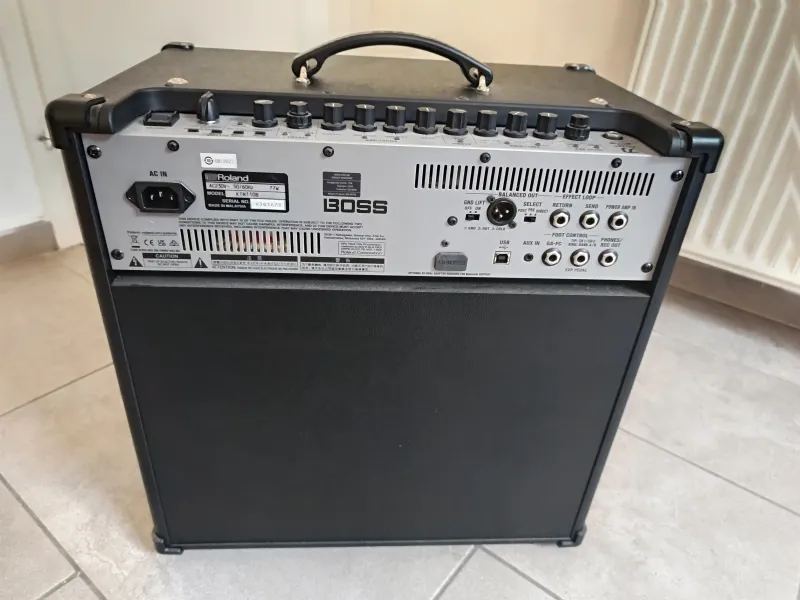 BOSS Katana bass 110 Basszusgitár kombó