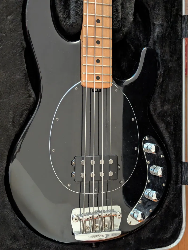 Music Man StingRay 3 EQ H Basszusgitár
