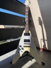 Edwards E-FV-LTD Balkezes elektromos gitár - Tóth Attila Kristóf [Ma, 22:09]