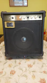 Egyedi készítésű AX 20 csöves Guitar combo amp - Kálmán [Yesterday, 4:00 pm]
