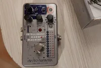 Electro Harmonix Intelligent Harmony machine