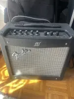Fender Mustang I Kombinovaný zosilňovač pre gitaru - Péter Gergő000 [Today, 1:20 pm]