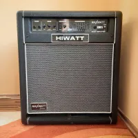 Hiwatt Erőmű próbaterembe és klubokba Basgitarové kombinované zosilňovače - Markó Róbert [Today, 11:10 am]