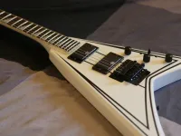 Jackson RRXMG Fehér Elektromos gitár - Marianna [Ma, 11:14]