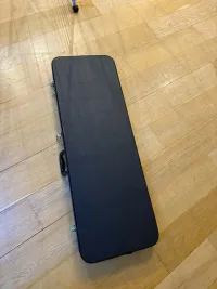 Road Runner Deluxe Wood Electric Guitar Case Keménytok - Szabó Kevin [Ma, 17:35]