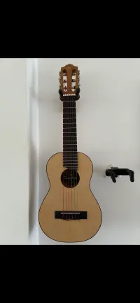 YAMAHA Guitalele Ukulele - Keszis [Ma, 06:03]