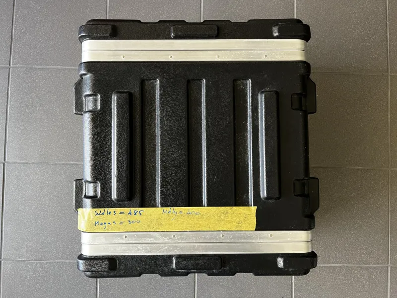 SKB 19 double door Rack doboz