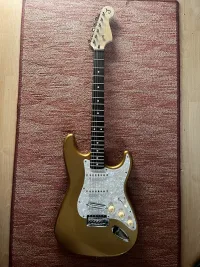 - Stratocaster