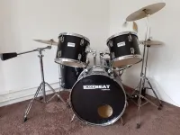 C.Giant Blackbeat Dobfelszerelés - afireinside [Ma, 13:59]