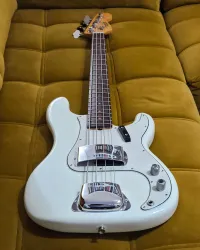 Fender American Vintage 63 Precision Bass 2013 Basszusgitár - Szajkó Péter [Ma, 15:17]