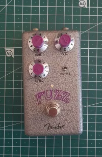 Fender Hammertone Fuzz - Cs Gergő [Ma, 18:57]