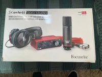 Focusrite 3. generation solo studio Tarjeta de sonido externa - Fecs [Today, 7:23 pm]
