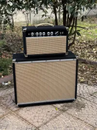 Honey Bee Amps Honey Bee Előfokcsöves gitárerősítő - Koller Péter [Tegnapelőtt, 06:58]