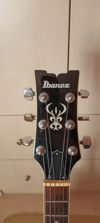 Ibanez AR200