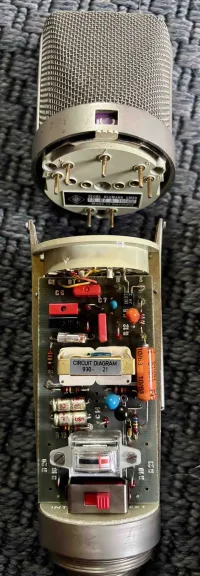 Neumann U87 Vintage 1975-ből Micrófono de condensador [April 6, 2026, 2:24 pm]