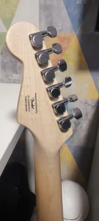 Squier Sonic hss strat Guitarra eléctrica - Tahin [Today, 7:25 pm]