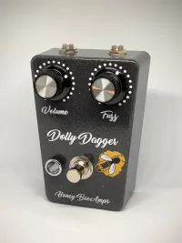Honey Bee Amps Dolly Dagger Fuzz - Macskás [Ma, 12:24]