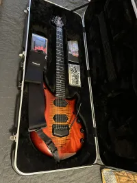 Music Man John Petrucci Signature Majesty 6