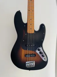 Squier 40th Anniversary satin vintage jazz bass Basszusgitár - Barbara Winter [Tegnap, 20:56]