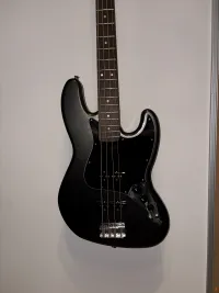 Squier Affinity Series Jazz