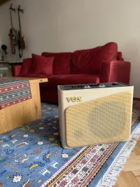 Vox AV30