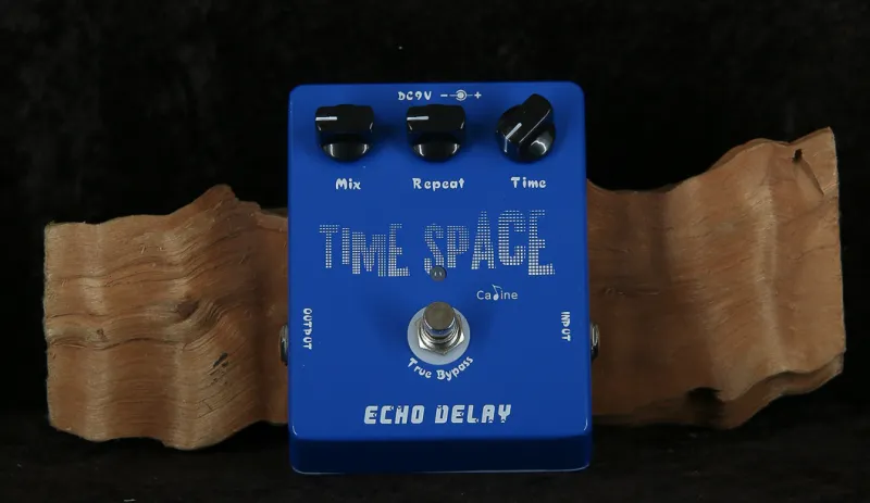 Caline Time Space Effekt pedál