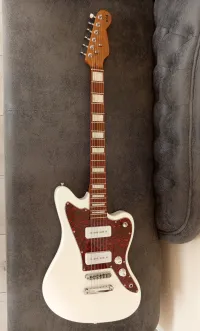 - PSD Jazzmaster JM100 White