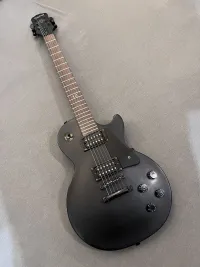 Epiphone Gothic Les Paul Guitarra eléctrica - Ádám1996 [Today, 3:59 pm]