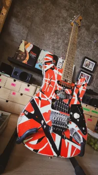 EVH Frankie Striped Relic Elektromos gitár