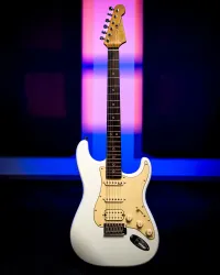 Henry`s Snake II Classic White