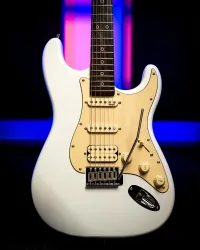 Henry`s Snake II Classic White Elektromos gitár - Szakonyi Milan [Ma, 19:32]