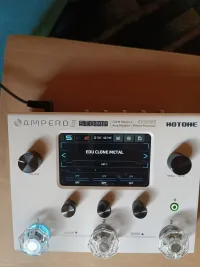 Hotone Ampero II Stomp