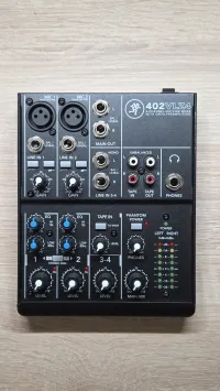 Mackie 402 VLZ4