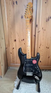 Squier CV 70s STRATOCASTER HSS MN BLK