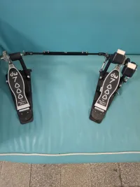 DW 7000
