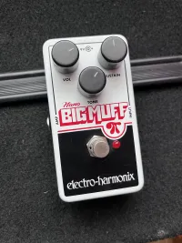 EHX Nano Big Muff Fuzz