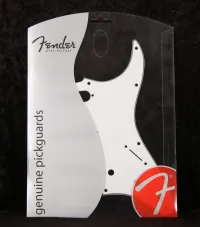 Fender 11 lyukas fehér Strat