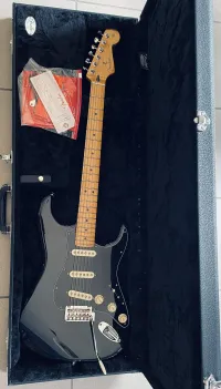 Fender Stratocaster Guitarra eléctrica - PoPé [Today, 2:07 pm]