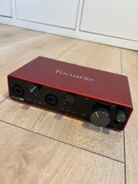Focusrite Scarlett 4i4 3rd gen