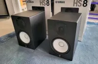 YAMAHA HS8 pár + ajándék 2db állvány Speaker pair - RandomDude [Yesterday, 11:47 pm]