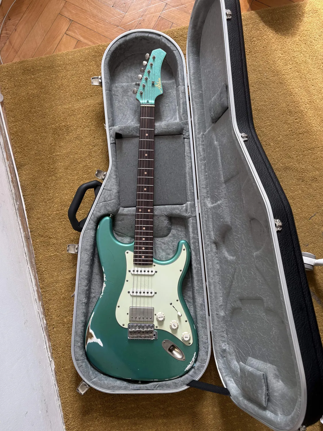 - Atkin 63 S Teal Green Metalic Guitarra eléctrica