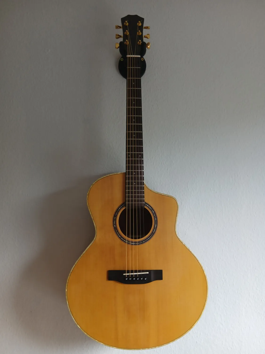 - Full tömör egyedi GAC Elektro-Akkustik Guitarre