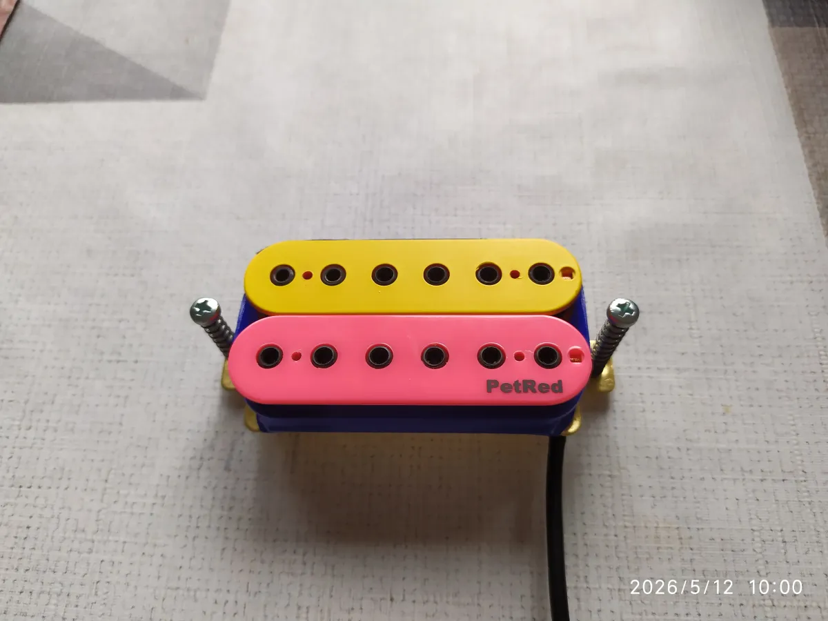 - PetRedHumbucker Pastilla de guitarra