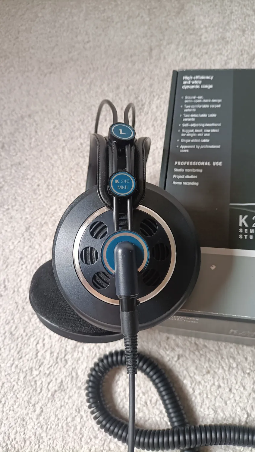 AKG k240 mk ii Studio Kopfhörer